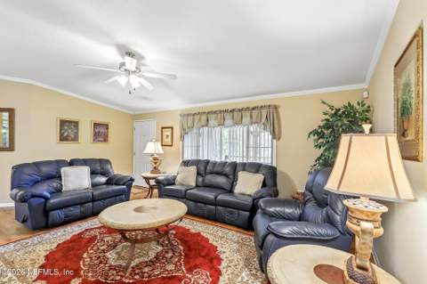 504 Meadowbrook Farms Road, Green Cove Springs FL - photo 9 of 44
