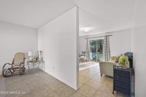 2169 Aspen Ridge Drive, Jacksonville FL - photo 8 of 56