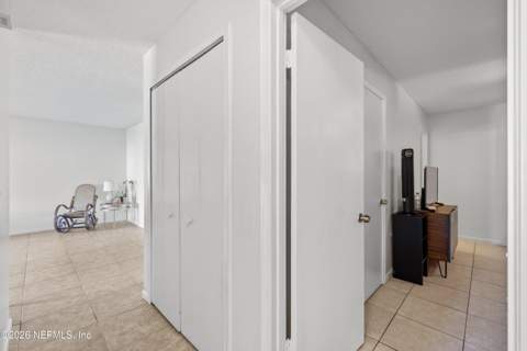 2169 Aspen Ridge Drive, Jacksonville FL - photo 18 of 56