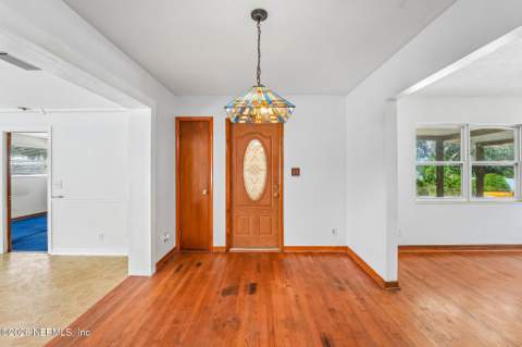 1112 Baisden Road, Jacksonville FL - photo 7 of 34