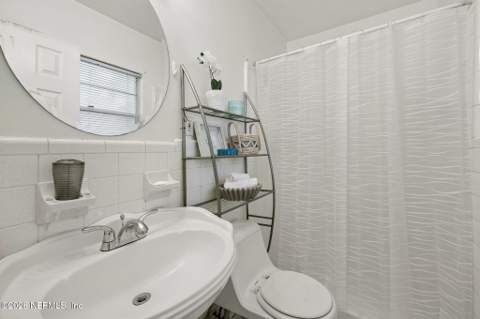 7260 Zapata Drive, Jacksonville FL - photo 20 of 35