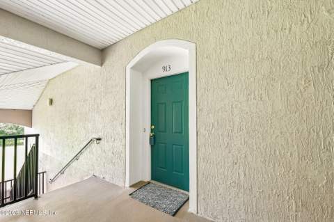 10550 Baymeadows Road #913, Jacksonville FL - photo 16 of 44