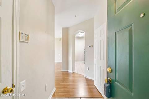 10550 Baymeadows Road #913, Jacksonville FL - photo 7 of 44