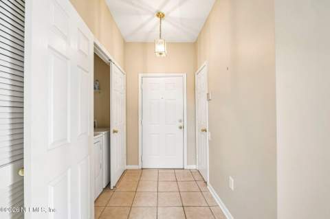 10550 Baymeadows Road #913, Jacksonville FL - photo 8 of 44
