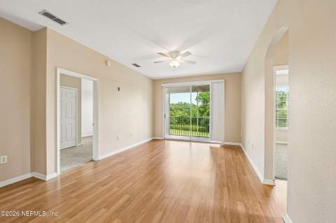 10550 Baymeadows Road #913, Jacksonville FL - photo 18 of 44