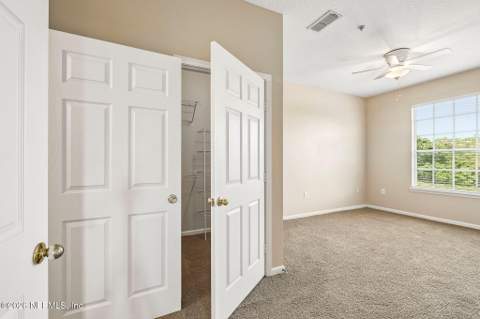 10550 Baymeadows Road #913, Jacksonville FL - photo 12 of 44