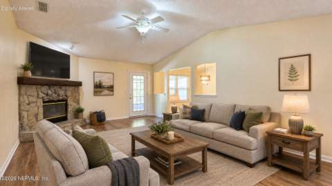 12421 Good Neighbor Trail, Jacksonville FL - photo 6 of 20