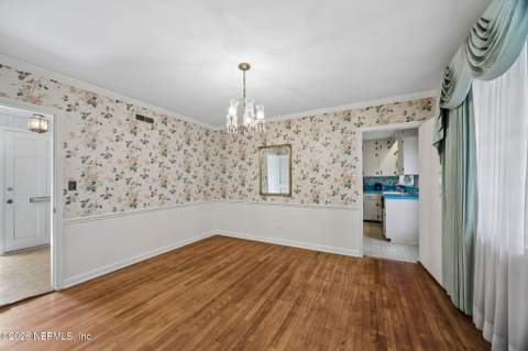 4745 Queen Lane, Jacksonville FL - photo 13 of 29