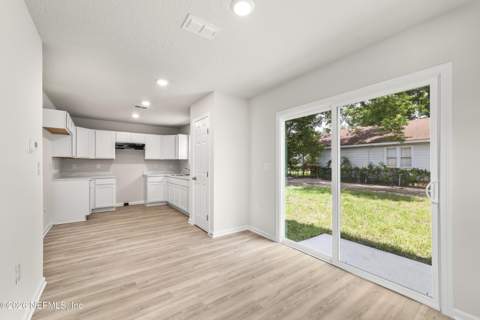 2853 Webster Street, Jacksonville FL - photo 16 of 32