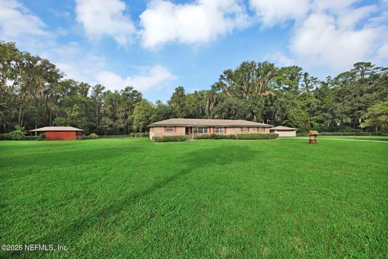 3 bedroom Single Family Residence at 10824 W Windy Gale Drive, Windy Gale, Jacksonville — photo 3