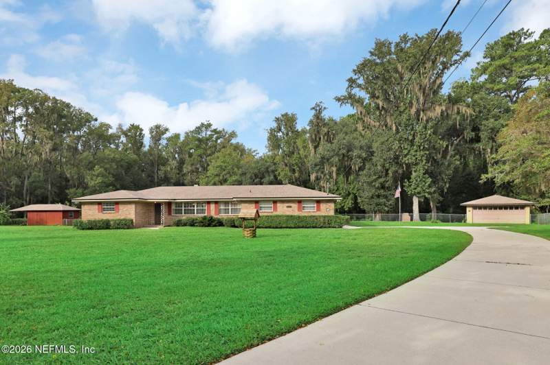 3 bedroom Single Family Residence at 10824 W Windy Gale Drive, Windy Gale, Jacksonville — photo 4