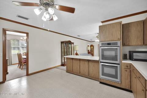 10824 W Windy Gale Drive, Jacksonville FL - photo 23 of 41
