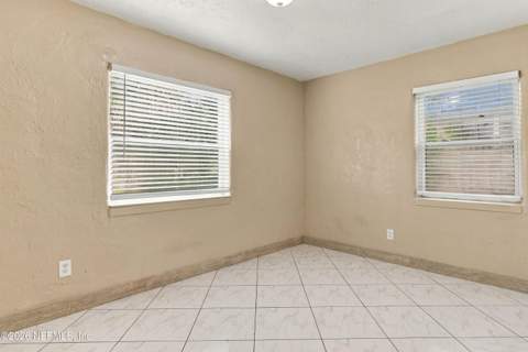 4117 E Eve Drive, Jacksonville FL - photo 23 of 39