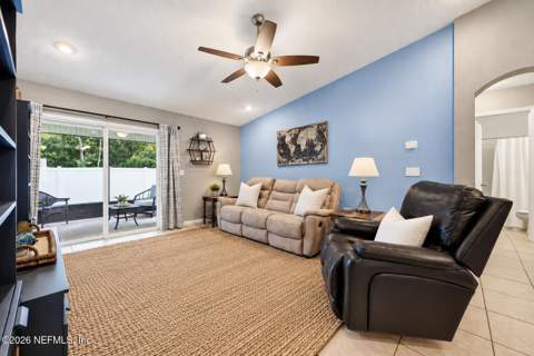 15793 Twin Creek Drive, Jacksonville FL - photo 9 of 34