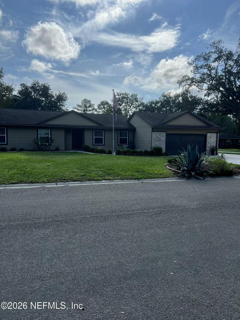 3 bedroom Single Family Residence at 8159 Niska Trail, Indian Trails, Jacksonville — photo 2