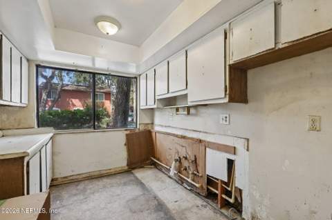 729 Oaks Field Road #K3-2, Jacksonville FL - photo 14 of 37