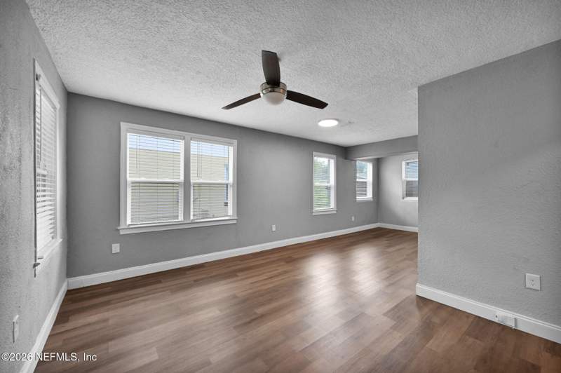 4 bedroom Single Family Residence at 3018 Myra Street, Gillen, Jacksonville — photo 5