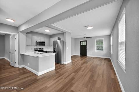3018 Myra Street, Jacksonville FL - photo 9 of 21