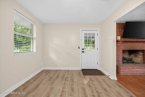 450370 State Road 200, Callahan FL - photo 10 of 41