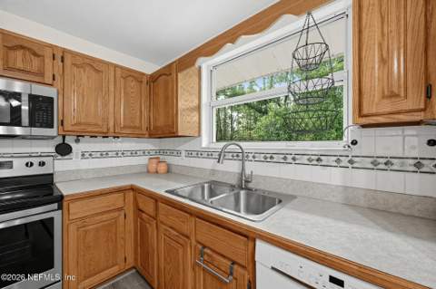 450370 State Road 200, Callahan FL - photo 11 of 41