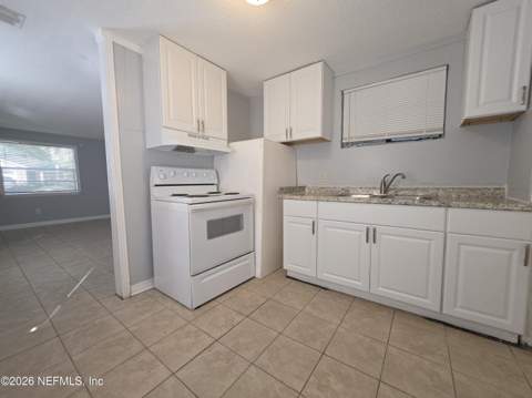 9121 Adams Avenue, Jacksonville FL - photo 7 of 15