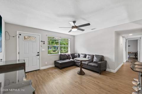 5121 Dunstan Road, Jacksonville FL - photo 11 of 43
