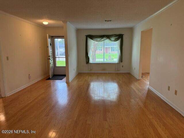 3 bedroom Single Family Residence at 9164 Tottenham Court, Brierwood, Jacksonville — photo 4