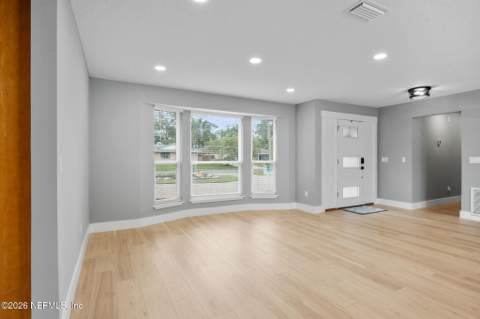 12452 Toucan Drive, Jacksonville FL - photo 10 of 44