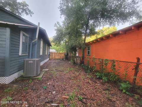 1040 E 14th Street, Jacksonville FL - photo 17 of 18