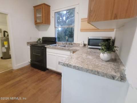 1040 E 14th Street, Jacksonville FL - photo 12 of 18