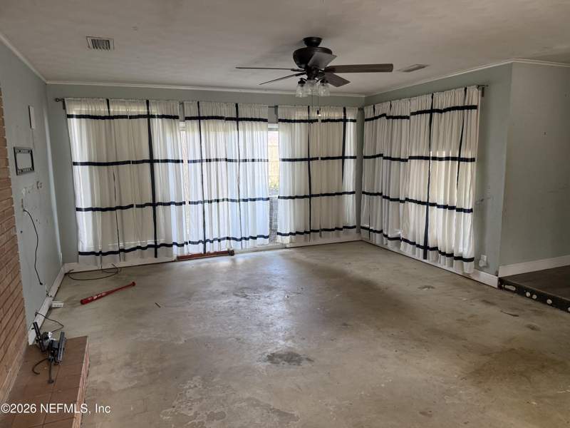 3 bedroom Single Family Residence at 3725 Darnall Place, Montclair, Jacksonville — photo 3