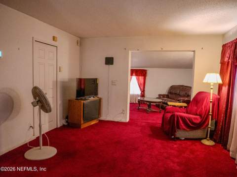 8513 Oak Leaf Road, Jacksonville FL - photo 8 of 33