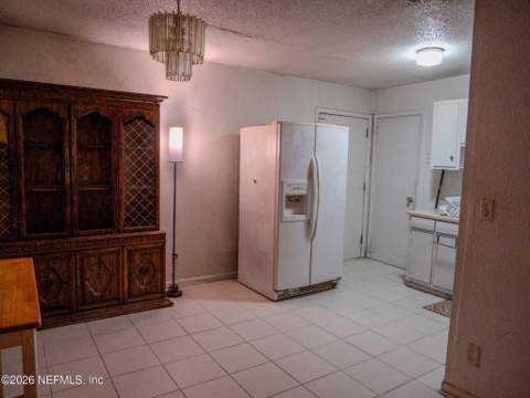 8513 Oak Leaf Road, Jacksonville FL - photo 10 of 33