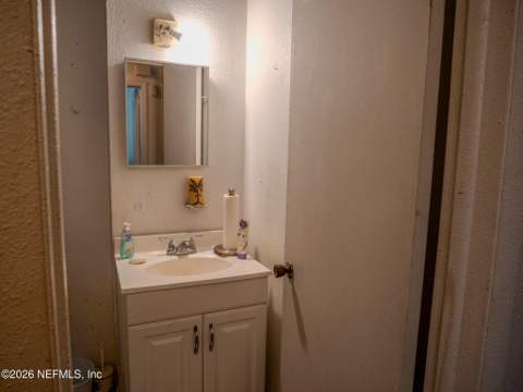 8513 Oak Leaf Road, Jacksonville FL - photo 15 of 33