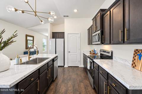 2458 Falling Star Lane, Green Cove Springs FL - photo 8 of 45