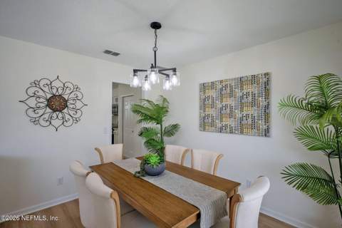 8456 Boysenberry Lane, Jacksonville FL - photo 11 of 33