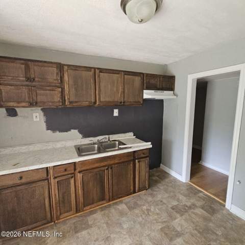 820 Gardenia Lane, Jacksonville FL - photo 23 of 42