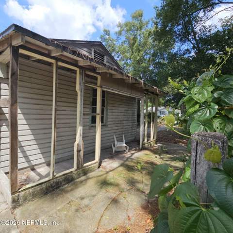 820 Gardenia Lane, Jacksonville FL - photo 14 of 42