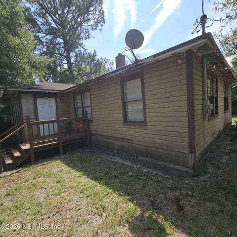 820 Gardenia Lane, Jacksonville FL - photo 12 of 42