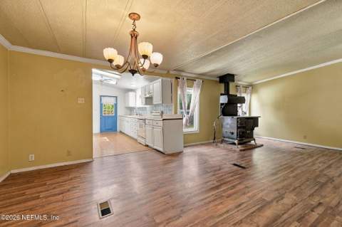 4700 Berry Court, Keystone Heights FL - photo 10 of 36
