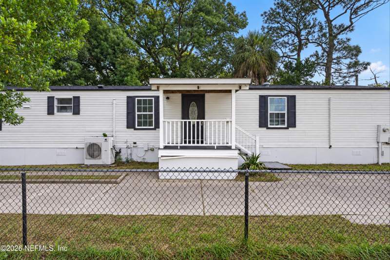 3 bedroom Mobile Home at 4565 Appleton Avenue, Lakeside Park, Jacksonville — photo 3