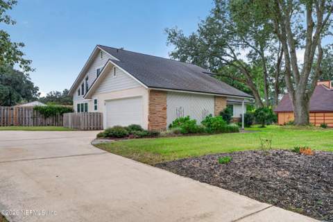 287 Gleneagles Drive, Orange Park FL - photo 8 of 74