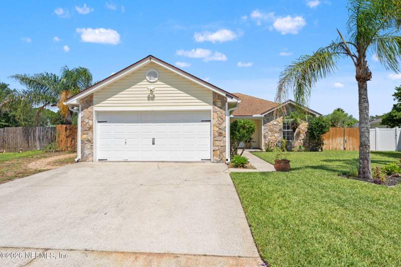 3 bedroom Single Family Residence at 11041 Stutz Court, Sutton Lakes, Jacksonville — photo 3