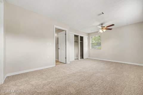 8232 Frost Street, Jacksonville FL - photo 7 of 15