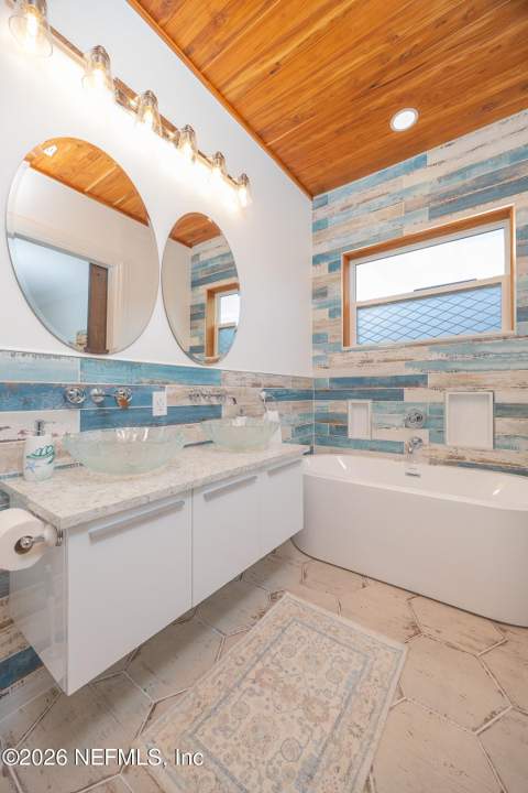 815 S 11th Avenue, Jacksonville Beach FL - photo 20 of 66