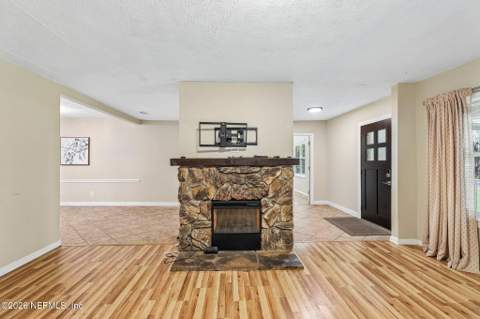 2543 Quail Roost Road, Middleburg FL - photo 10 of 47