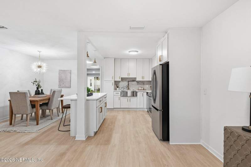 4 bedroom Single Family Residence at 2548 Parental Home Road, Sans Souci, Jacksonville — photo 5