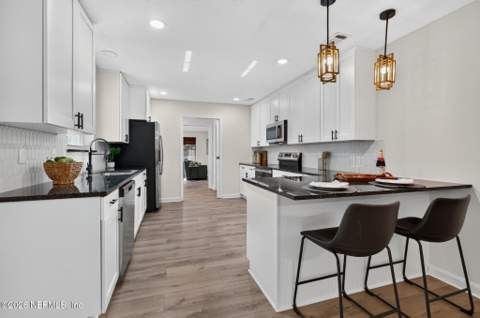 1923 Biggers Road, Jacksonville FL - photo 10 of 53