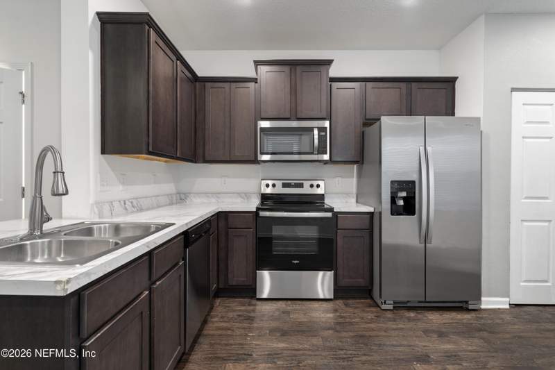 3 bedroom Townhouse at 195 Scotch Pebble Drive, Aberdeen, St. Johns — photo 3