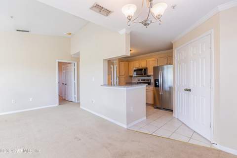 7800 Point Meadows Drive #Unit # 1232, Jacksonville FL - photo 11 of 33